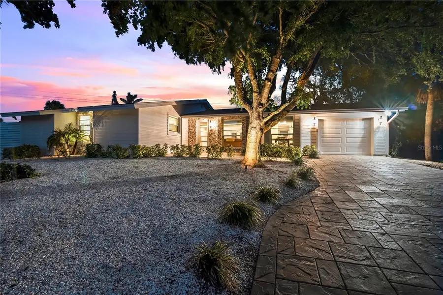 783 Birdsong Lane, Sarasota, FL 34242 - Image #2