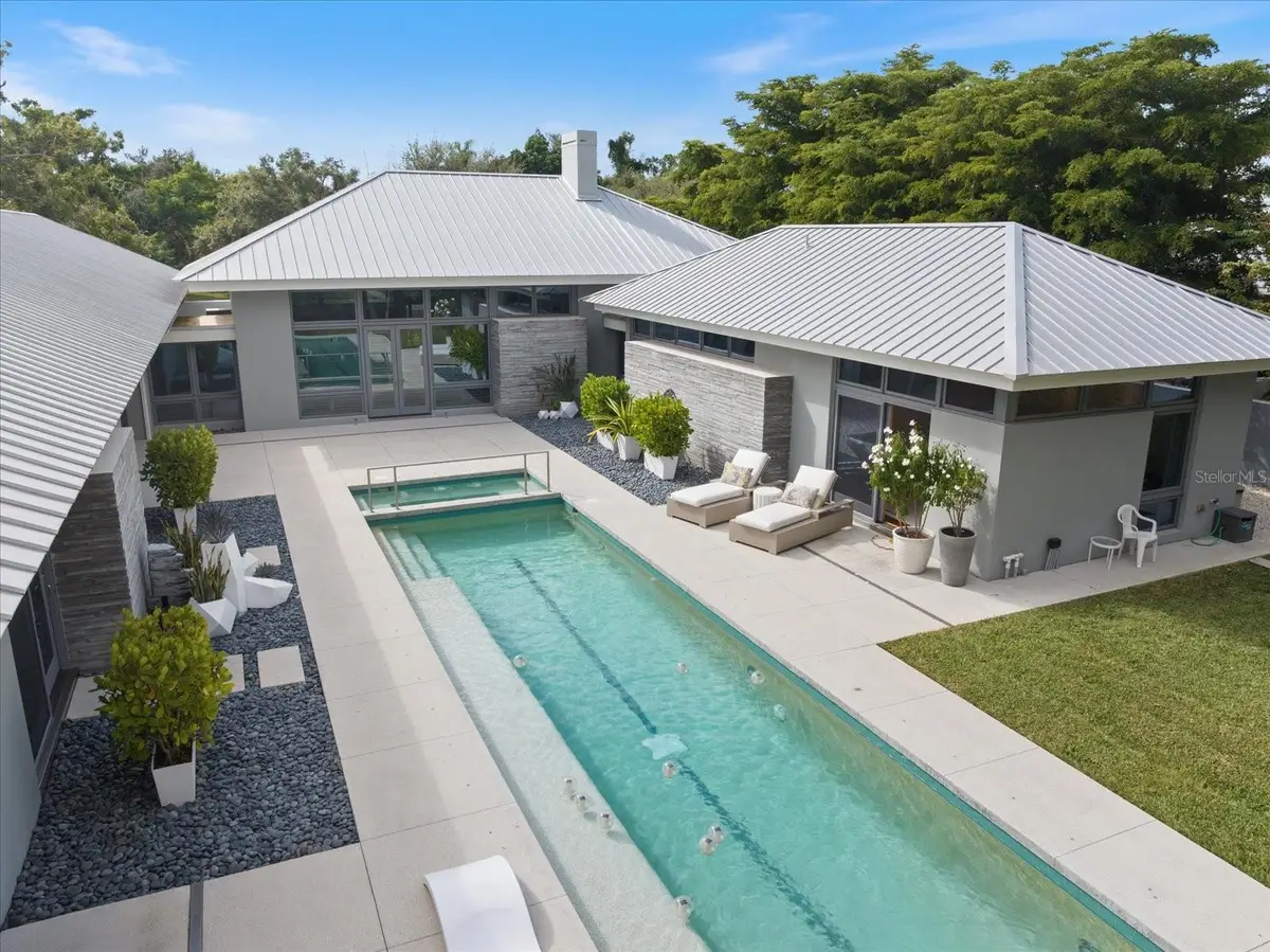 1739 Cherokee Drive, Sarasota, FL 34239 - Image #1