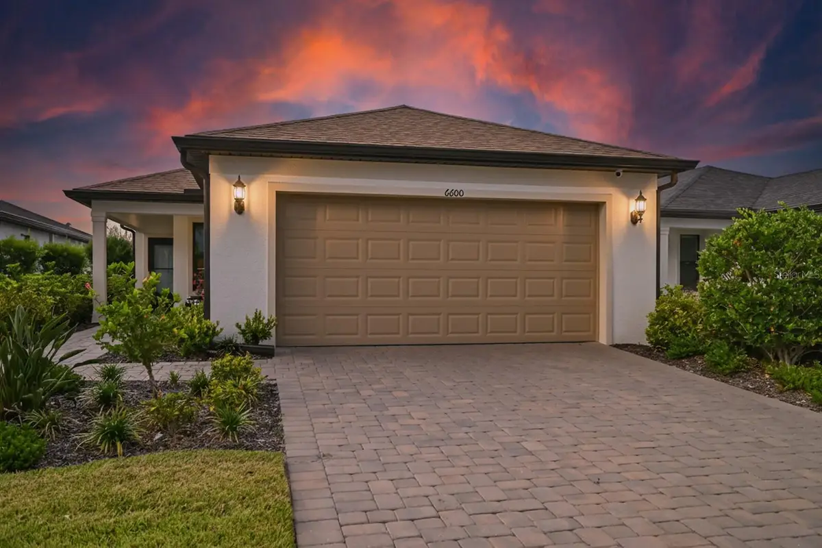 6600 Silverstar Drive, Sarasota, FL 34240 - Image #1