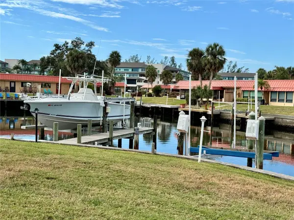 4104 Catalina Drive, BRADENTON, FL 34210