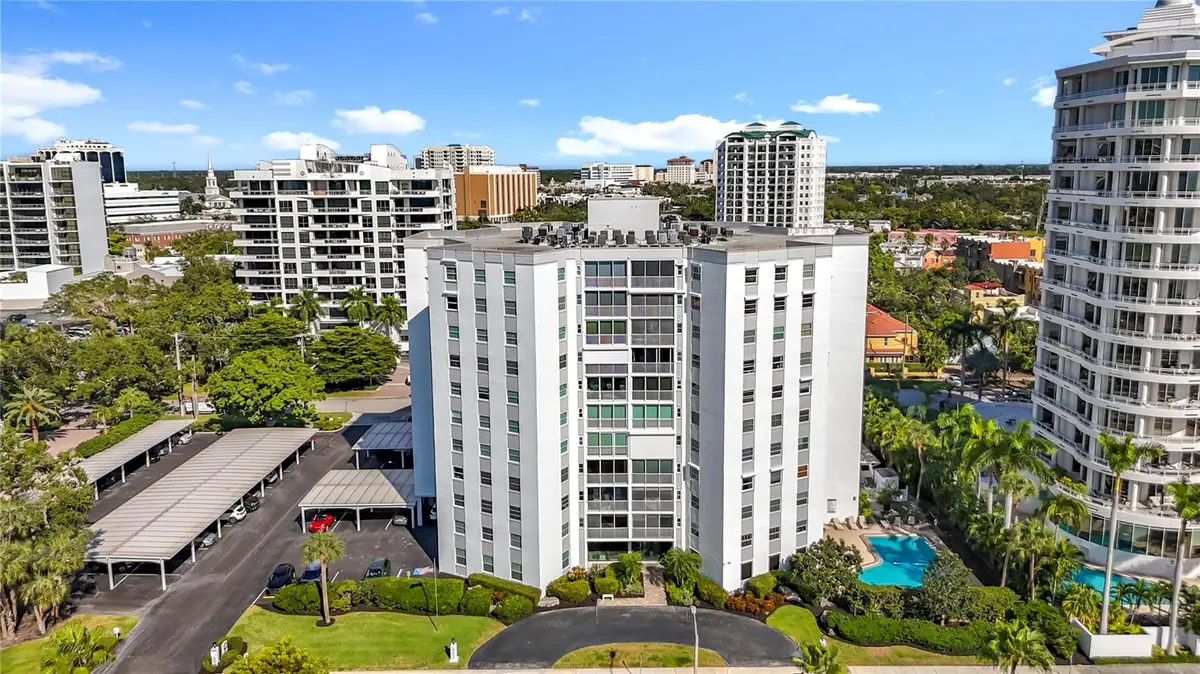 435 S Gulfstream Avenue #1006, Sarasota, FL 34236 - Image #1