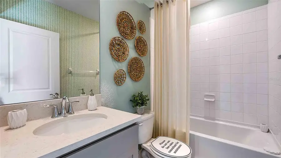 18218 Gander Terrace, Lakewood Ranch, FL 34211 - Image #2