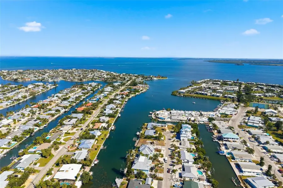 503 65th Street, Holmes Beach, FL 34217 - Image #3