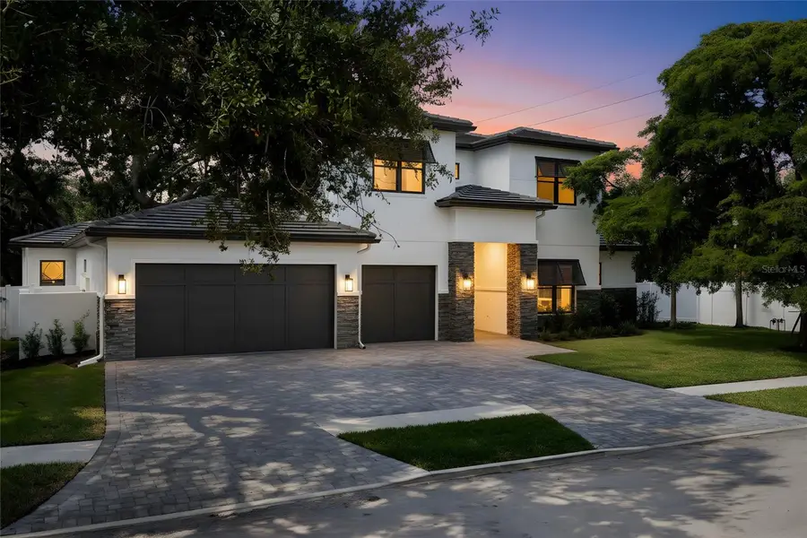 3512 Camino Real, Sarasota, FL 34239 - Image #3