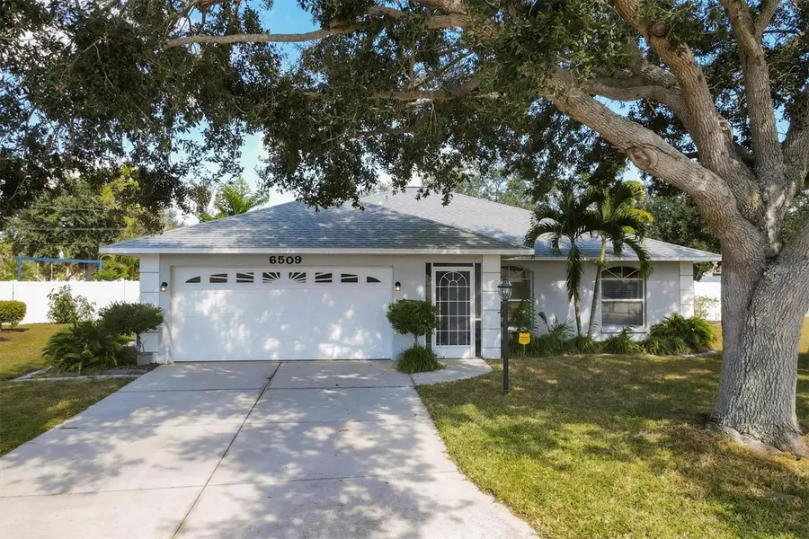 6509 68th Street E, Bradenton, FL 34203 - Image #3