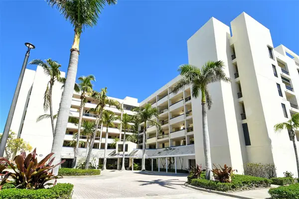 1932 Harbourside Drive #217, LONGBOAT KEY, FL 34228