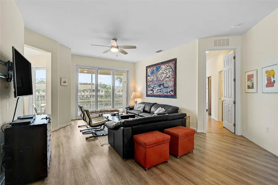 7012 Prosperity Circle #706, Sarasota, FL 34238 - Image #3