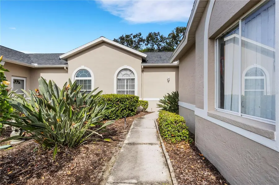 6935 Stoneywalk Court, Bradenton, FL 34203 - Image #2