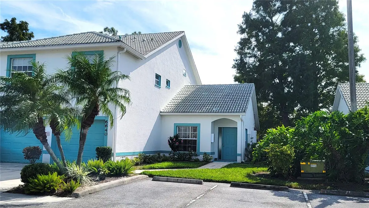 6640 Pineview Terrace #6640, Bradenton, FL 34203 - Image #1