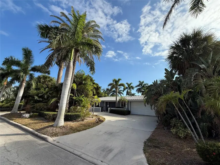 338 Bird Key Drive, Sarasota, FL 34236 - Image #2