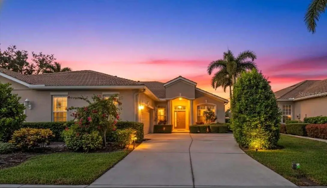 8151 Victoria Falls Circle, Sarasota, FL 34243 - Image #1