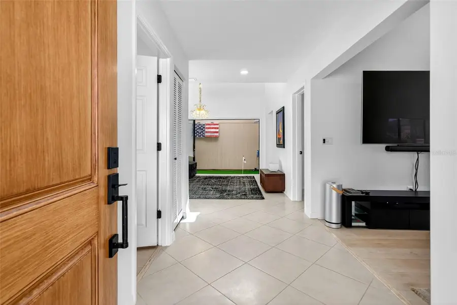 2323 Harbour Oaks Drive, Longboat Key, FL 34228 - Image #3