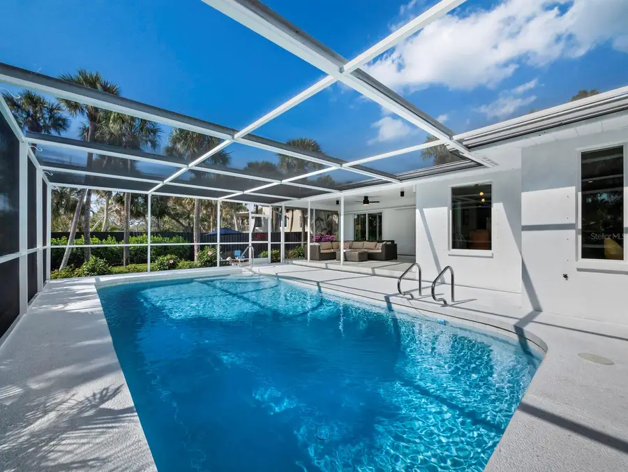 5341 Siesta Court, Sarasota, FL 34242 - Image #3