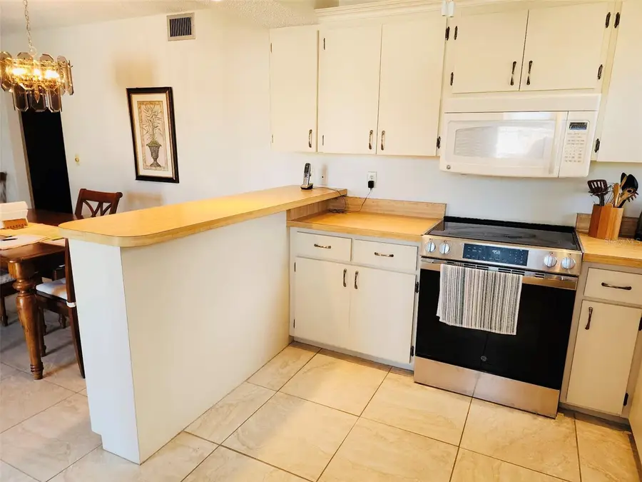 5400 34th Street W #I-9, Bradenton, FL 34210 - Image #2