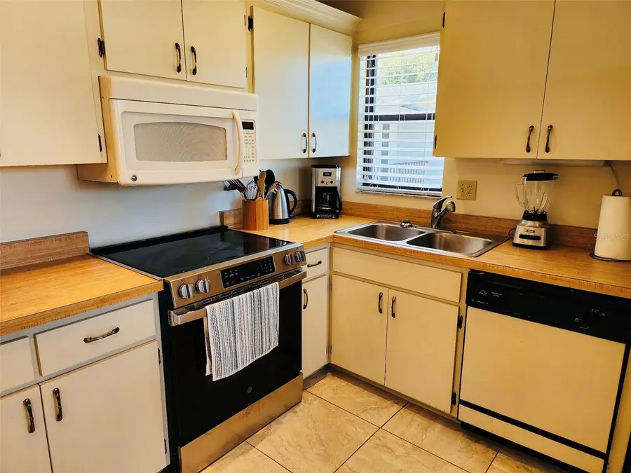 5400 34th Street W #I-9, Bradenton, FL 34210 - Image #3