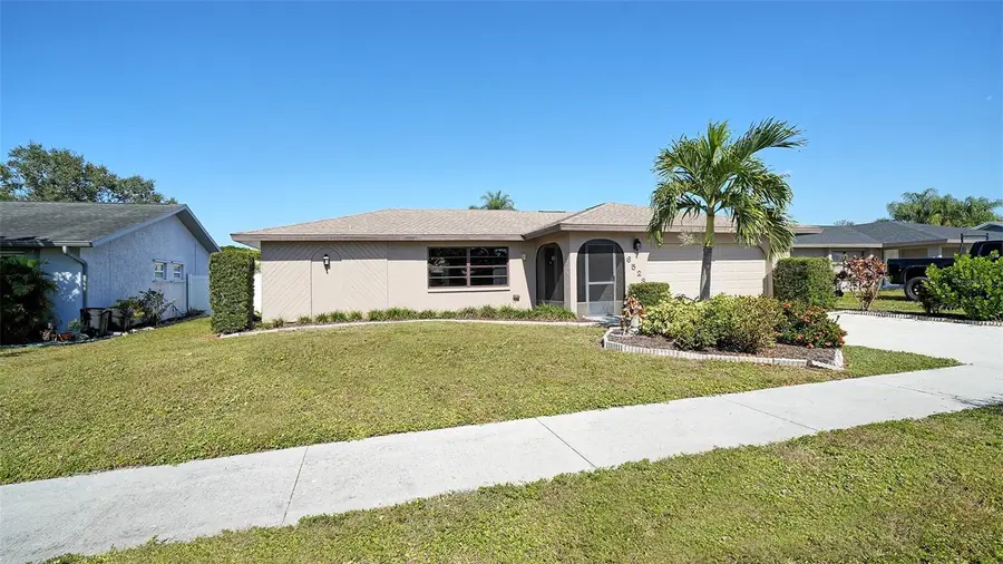 6523 Jarvis Road, Sarasota, FL 34241 - Image #2
