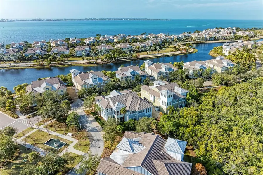 315 Sapphire Lake Drive #201, Bradenton, FL 34209 - Image #3