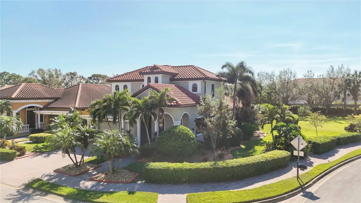 3706 80th Drive E, Sarasota, FL 34243 - Image #1