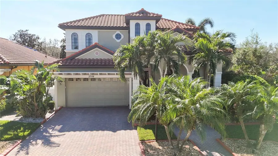 3706 80th Drive E, Sarasota, FL 34243 - Image #2