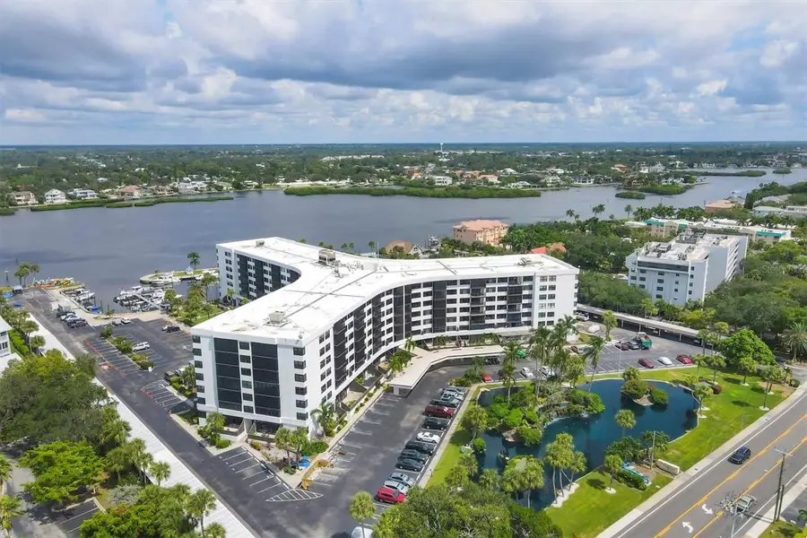 5855 Midnight Pass Road #420, Sarasota, FL 34242 - Image #3