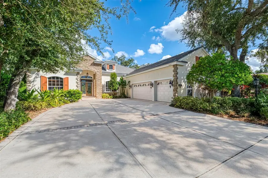 4889 Carrington Circle, Sarasota, FL 34243 - Image #2