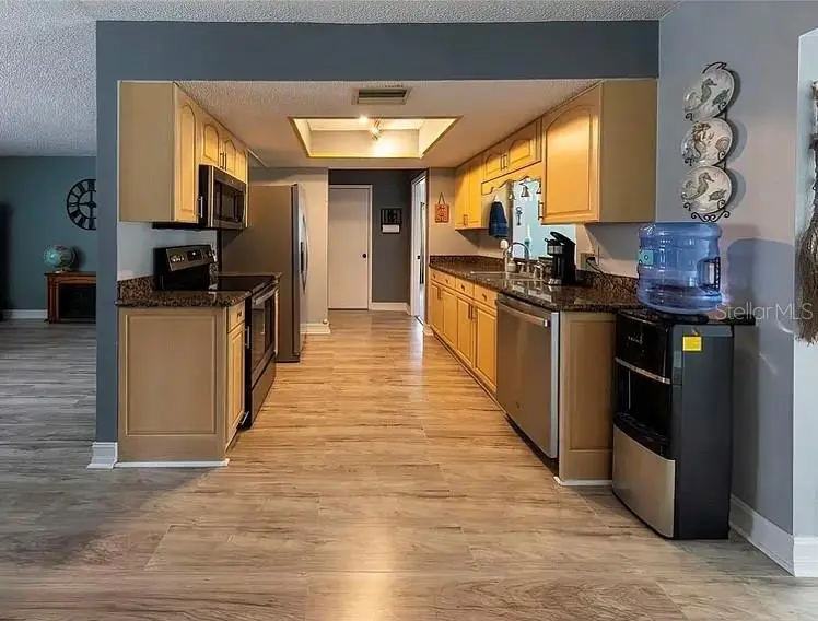 939 Silver Springs Terrace Nw, Port Charlotte, FL 33948 - Image #3