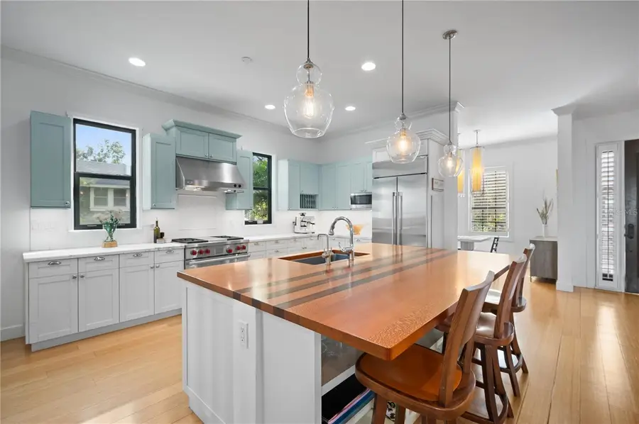 1723 Oak Street, Sarasota, FL 34236 - Image #3