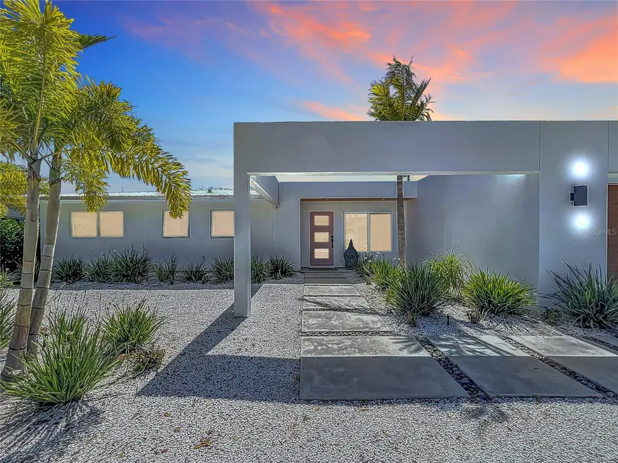 2308 Tulip Street Tulip Street #2308, Sarasota, FL 34239 - Image #2