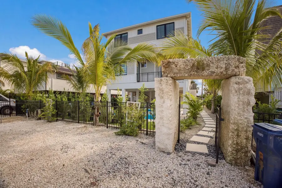 2415 Avenue B, Bradenton Beach, FL 34217 - Image #3