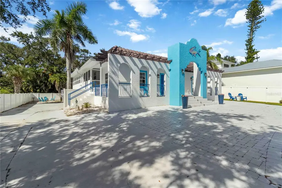 1521 Siesta Drive, Sarasota, FL 34239 - Image #3