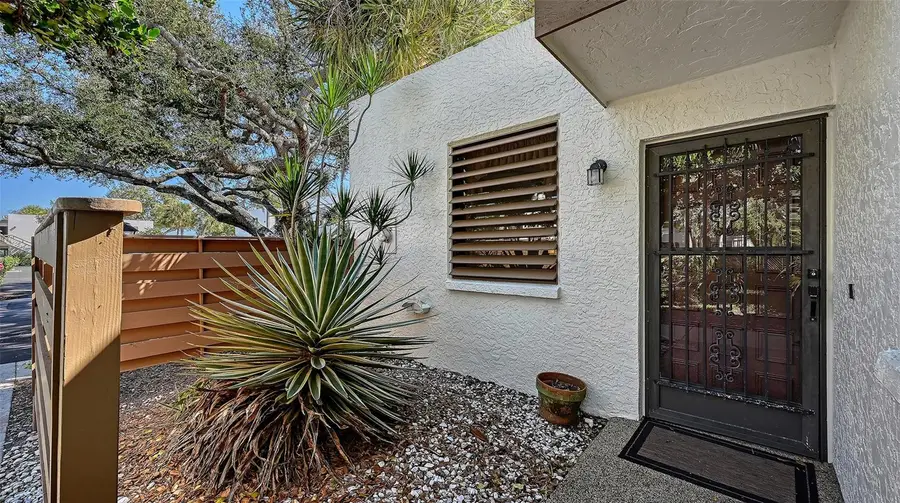 101 Tidewater Drive #101, Bradenton, FL 34210 - Image #2