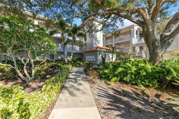 9300 Clubside Circle #1208, SARASOTA, FL 34238