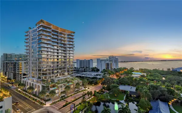 668 Quay Commons #1601, SARASOTA, FL 34236