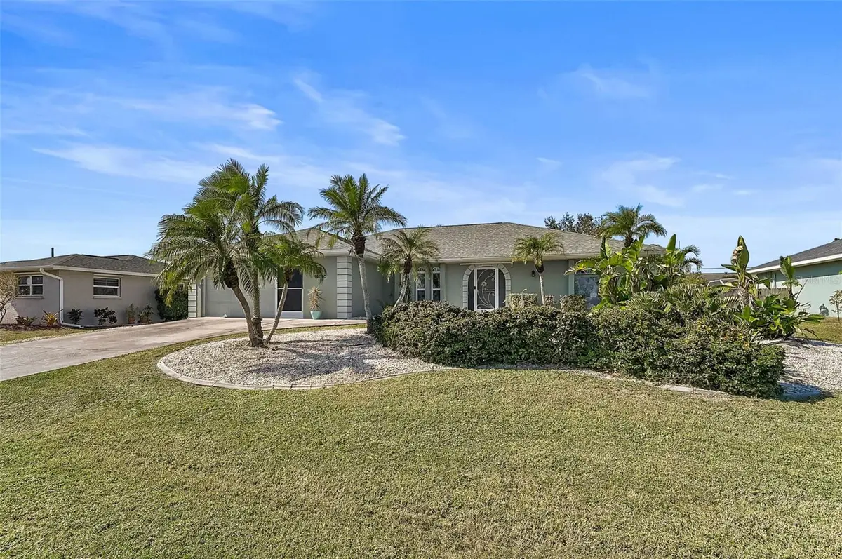 19010 Mcgrath Circle, Port Charlotte, FL 33948 - Image #1