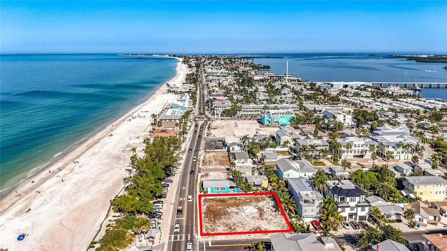 403 Gulf Drive S, Bradenton Beach, FL 34217 - Image #3