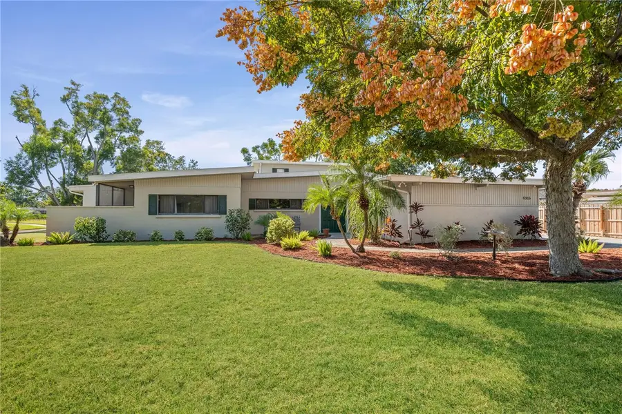 6916 Waverly Street, Sarasota, FL 34243 - Image #3