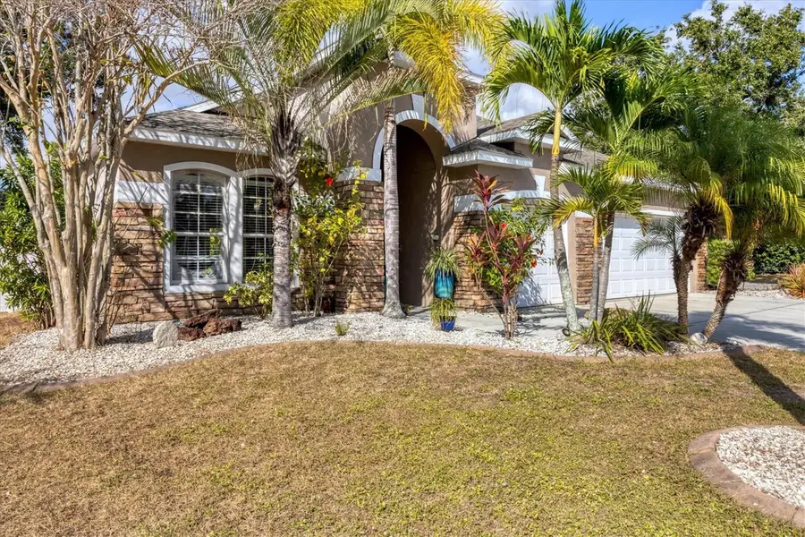 1722 Old Summerwood Boulevard, Sarasota, FL 34232 - Image #2