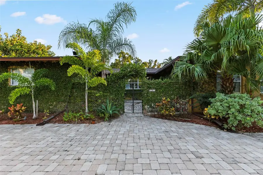 4301 S Lockwood Ridge Road, Sarasota, FL 34231 - Image #3