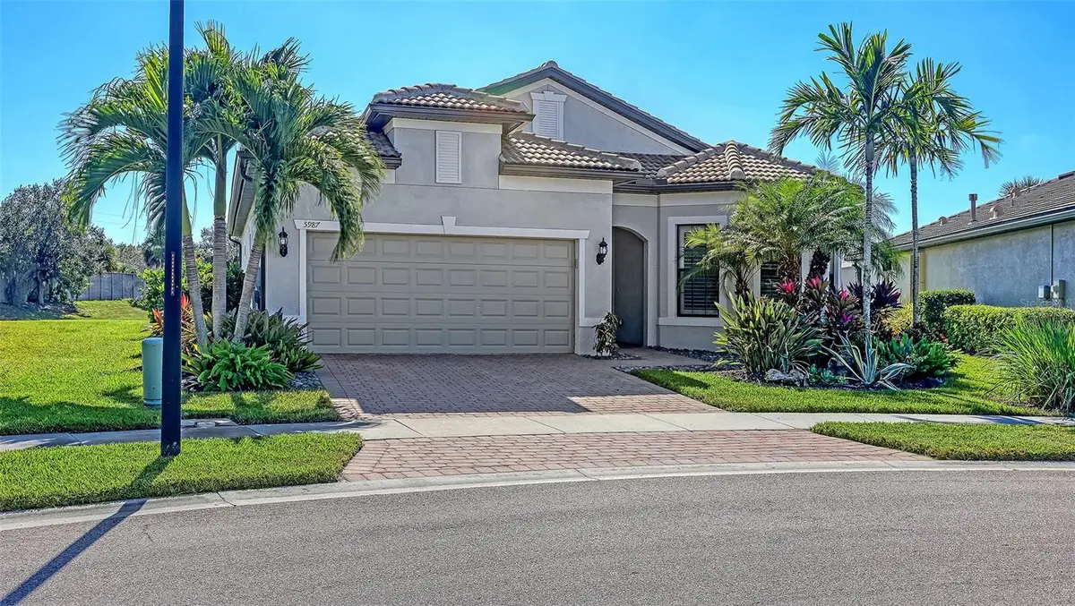 5987 Snowy Egret Drive, Sarasota, FL 34238 - Image #1