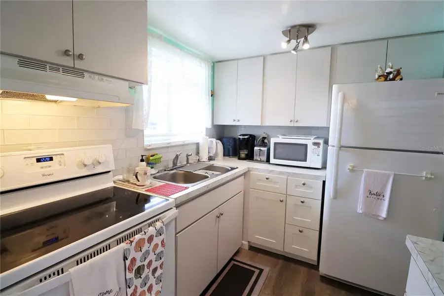 1847 Sunny Drive #G4, Bradenton, FL 34207 - Image #2