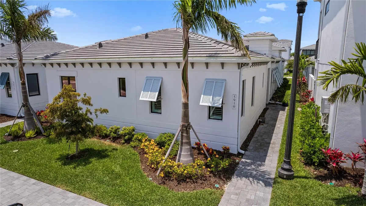 5910 Red Mangrove Lane, Bradenton, FL 34210 - Image #1