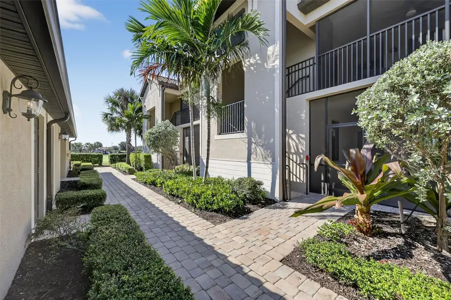 5720 Palmer Circle #102, Bradenton, FL 34211 - Image #3