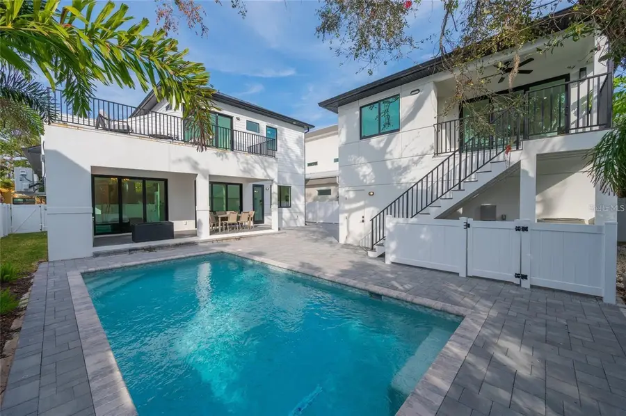 2440 Floyd Street, Sarasota, FL 34239 - Image #3