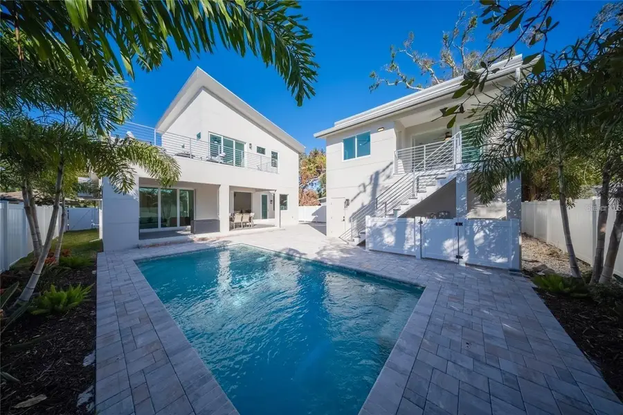 2446 Floyd Street, Sarasota, FL 34239 - Image #3