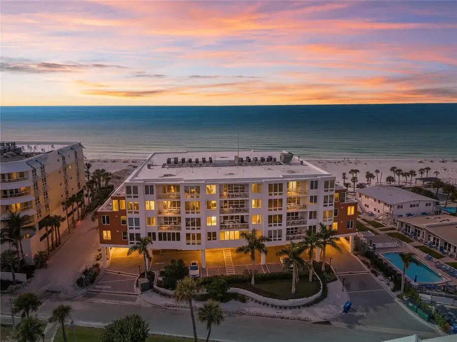 1035 Seaside Drive #404, Sarasota, FL 34242 - Image #3
