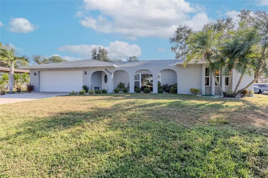 5206 18th Avenue E, Bradenton, FL 34208 - Image #3