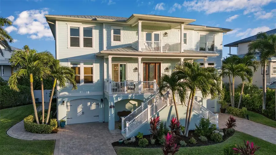 718 Key Royale Drive, Holmes Beach, FL 34217 - Image #3
