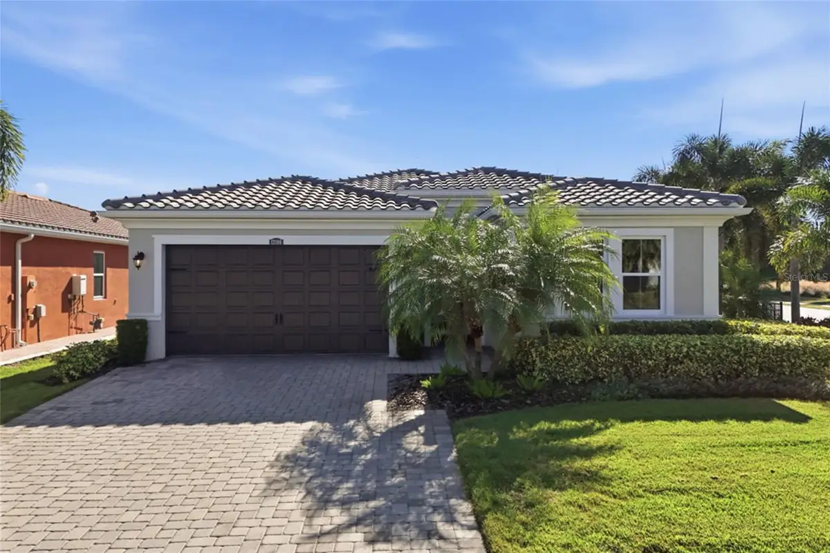 12106 Perennial Place, Lakewood Ranch, FL 34211 - Image #1