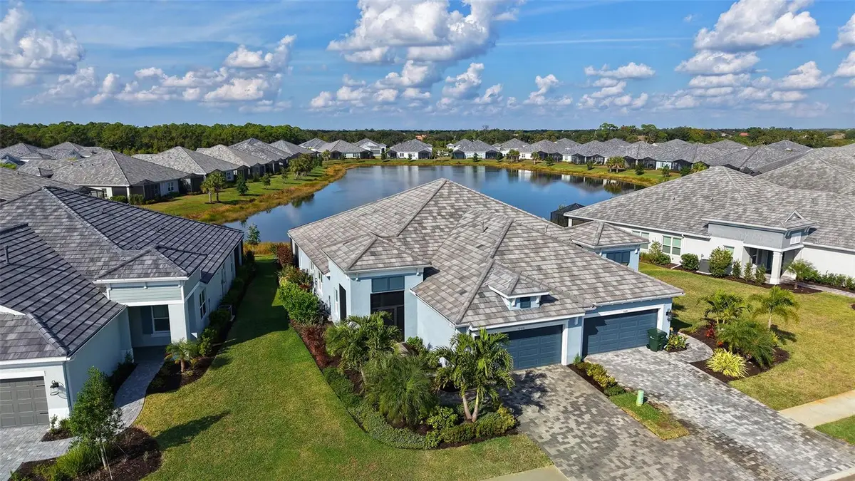 10016 Lake Wales Circle, Sarasota, FL 34241 - Image #1