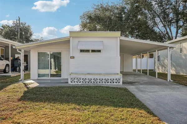 111 Lakeview Drive, PALMETTO, FL 34221